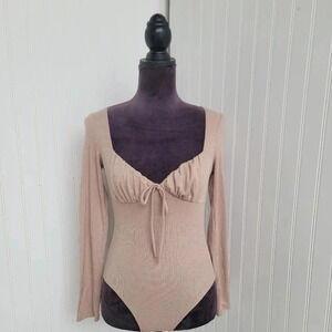 MIXED THREADS L.A. Women's Scoop Neck Long Sleeve bodysuit Tan Beige Ribbed Sz S